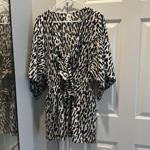 Vici romper medium super cute